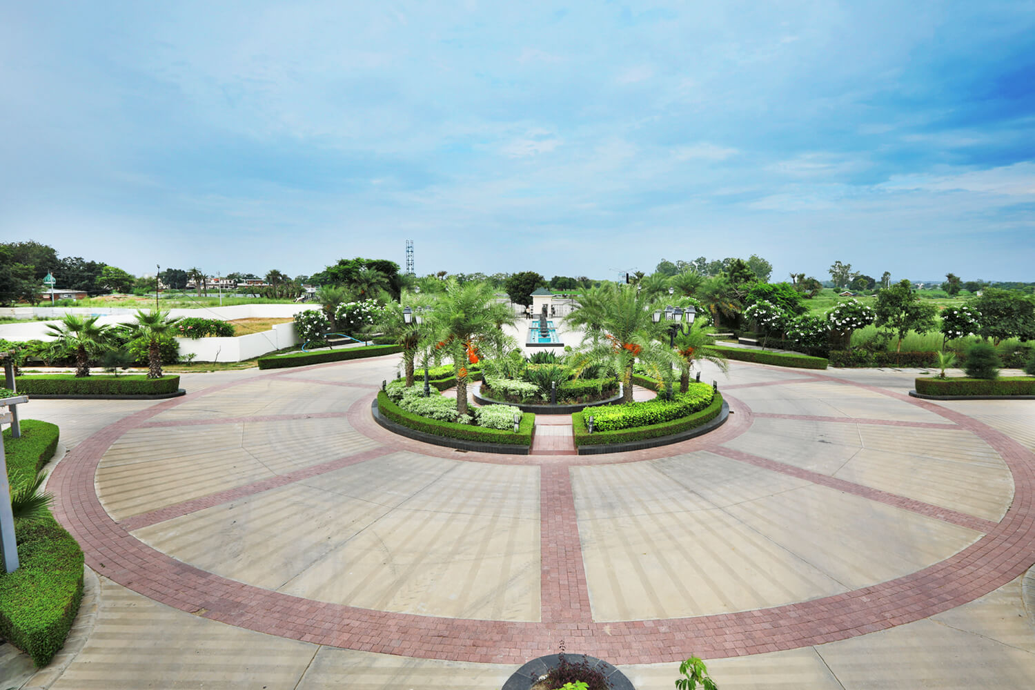 Dhiiraaya Realty